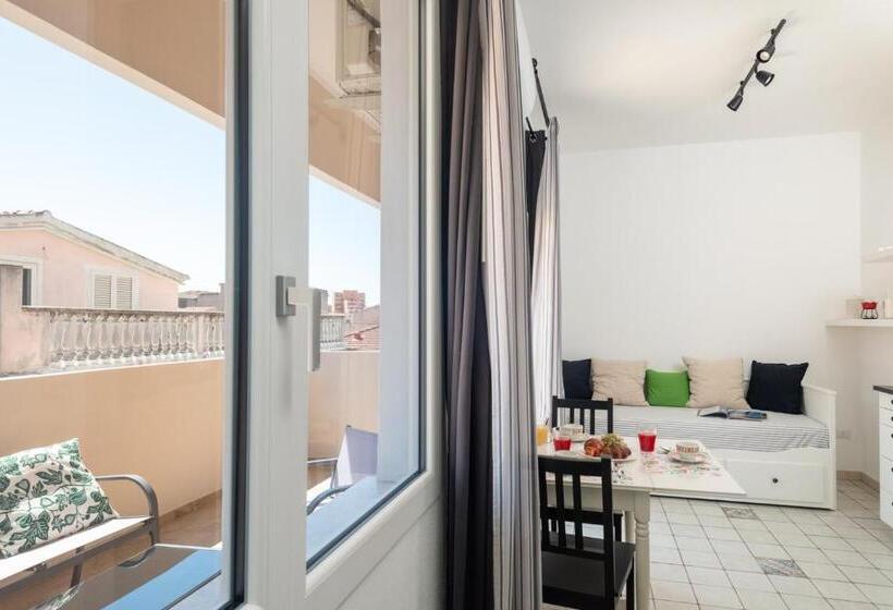 سوئیت جونیور با تراس, Altre Guest House
