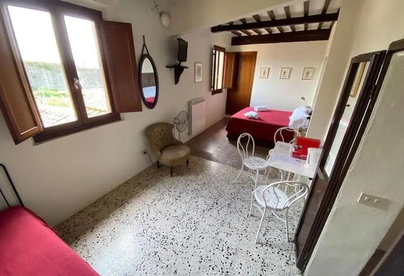 スーペリアトリプルルーム, Rooms And Wine Al Castello