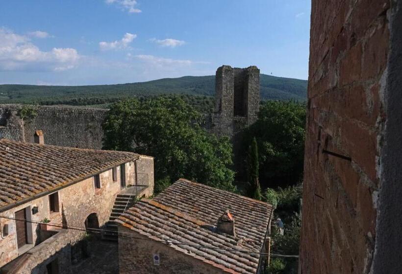 غرفة سوبيريور ثلاثية, Rooms And Wine Al Castello