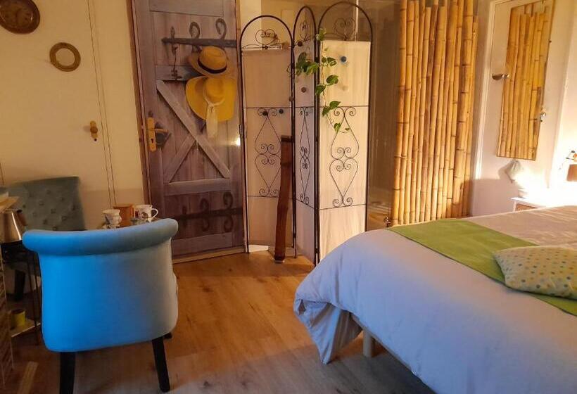 Номер Стандарт Вид на Сад, Maison Dougnac