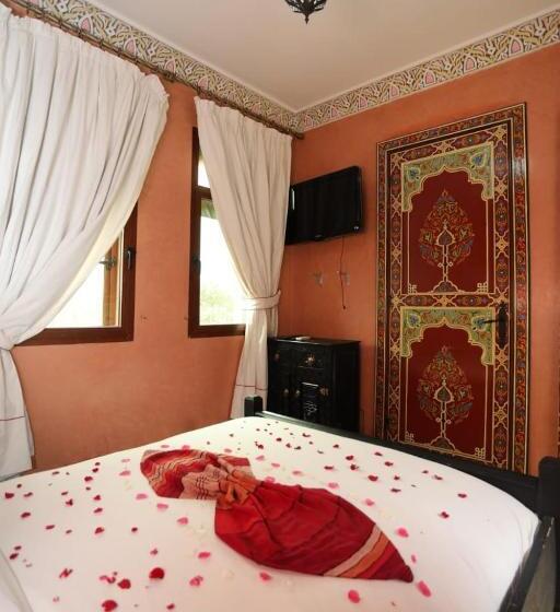 Номер Стандарт Вид на Сад, Equi Palace & Spa Near Aeroport