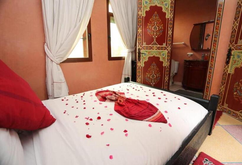 Номер Стандарт Вид на Сад, Equi Palace & Spa Near Aeroport