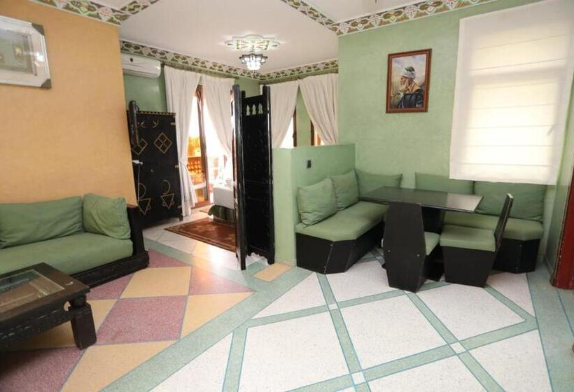 Студио Стандарт Вид на Бассейн, Equi Palace & Spa Near Aeroport