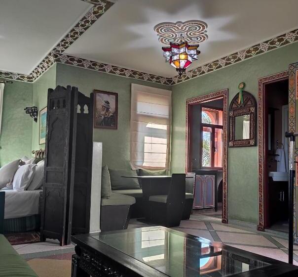 Студио Стандарт Вид на Бассейн, Equi Palace & Spa Near Aeroport