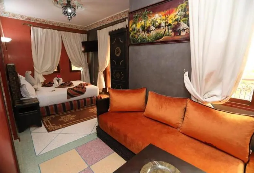 プールビュースイート, Equi Palace & Spa Near Aeroport