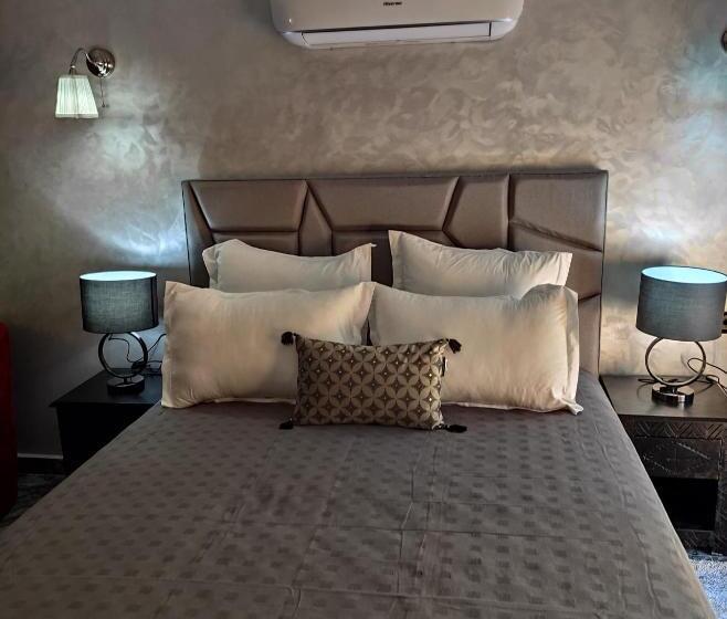 Люкс Вид на Сад, Equi Palace & Spa Near Aeroport