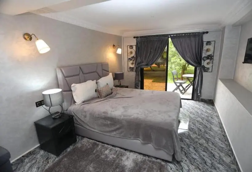 テラス付スイート, Equi Palace & Spa Near Aeroport