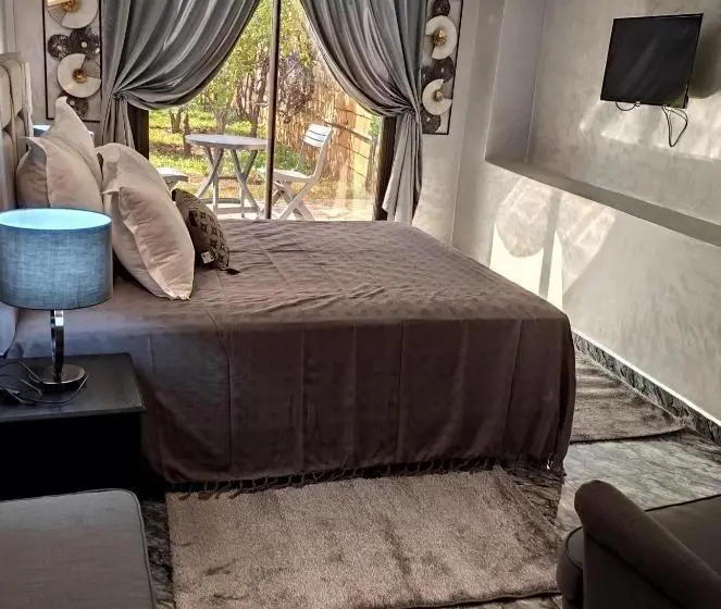 テラス付スイート, Equi Palace & Spa Near Aeroport