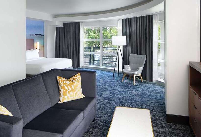 스탠다드 룸 킹사이즈 침대, Hilton Garden Inn Camden Waterfront Philadelphia