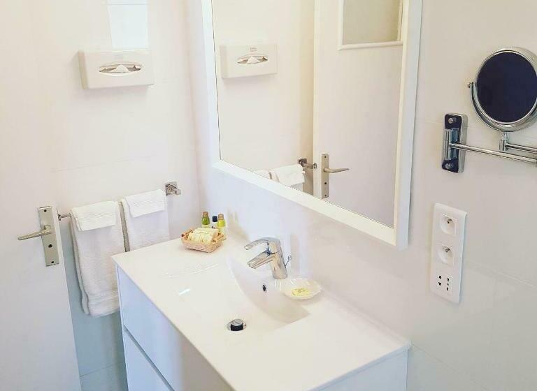 غرفة سوبيريور رباعية, Hôtel De Charme Brise Marine