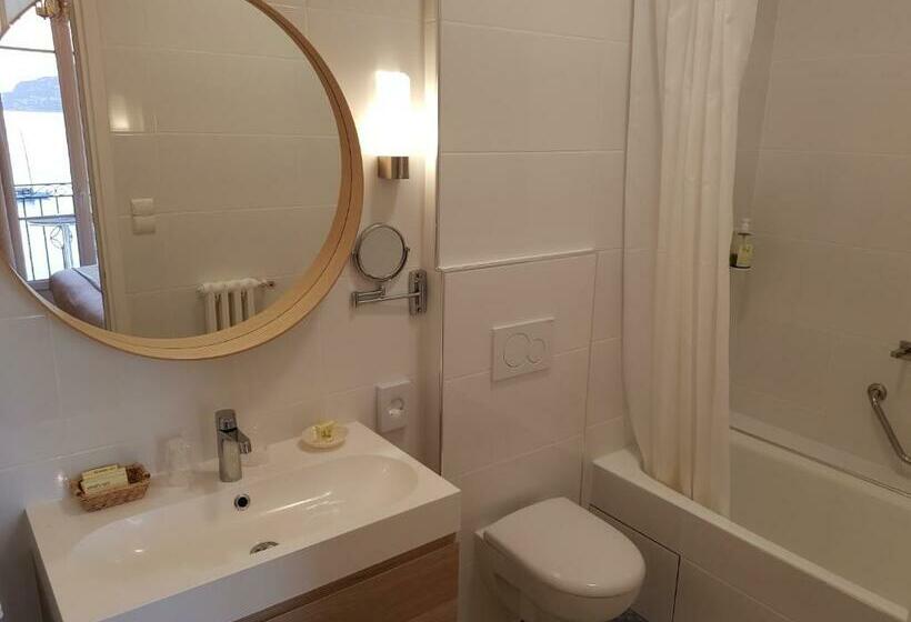 غرفة قياسية مطلّة علي البحر مزوَّدة بشُرفة, Hôtel De Charme Brise Marine