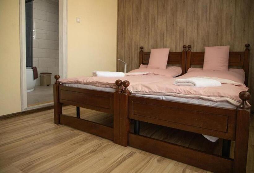 חדר דלוקס עם מרפסת, Fortuna Vendégház