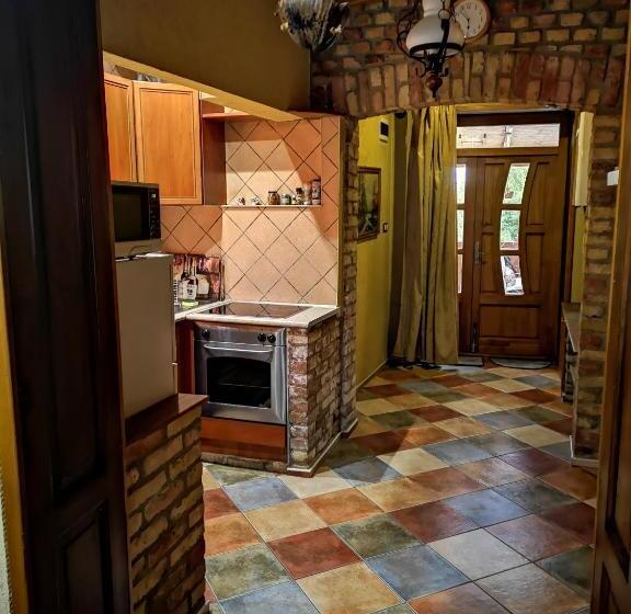 סוויטה עם מרפסת, Fortuna Vendégház