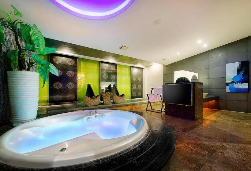 اتاق لوکس, 湖山風景旅館 Sun View Motel
