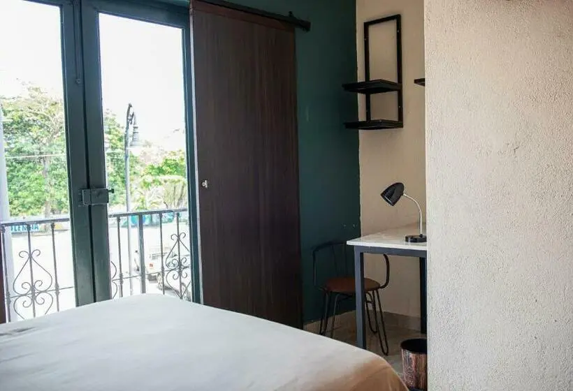 سوئیت 2 خوابه, Casa Real
