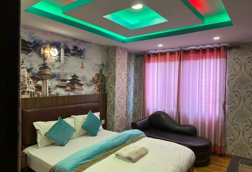 اتاق لوکس خانوادگی, Parami Inn