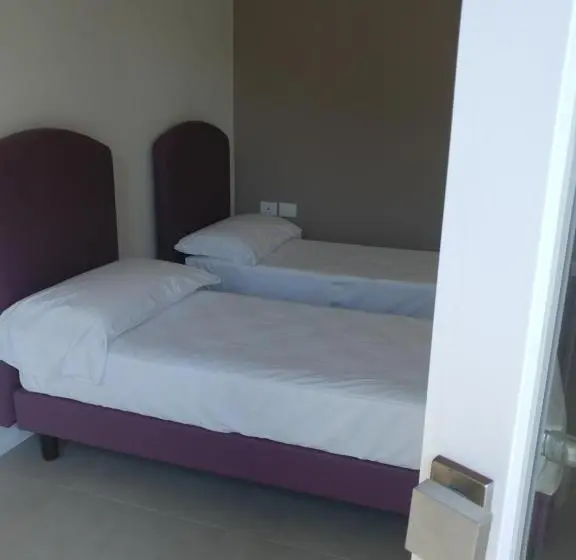 デラックスファミリールーム, Salapia Salis Resort