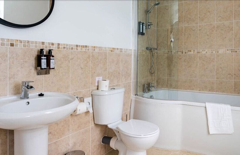 اتاق خانوادگی, The Garden House