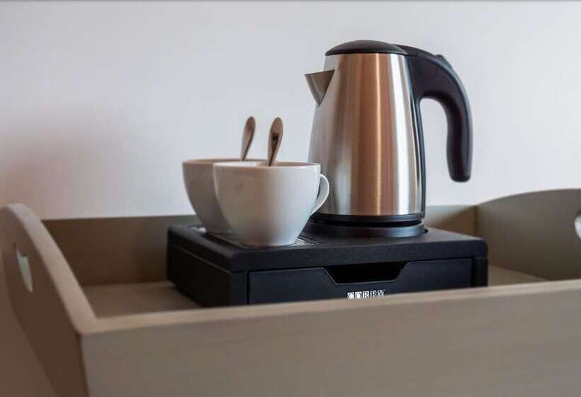 اتاق استاندارد, The Garden House