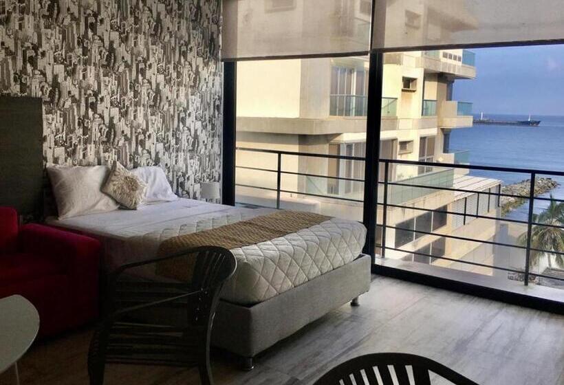 חדר דלוקס נוף לים, Arte