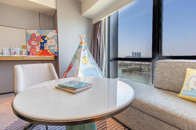 带大床的标准间, Crowne Plaza Foshan Nanhai   An Ihg