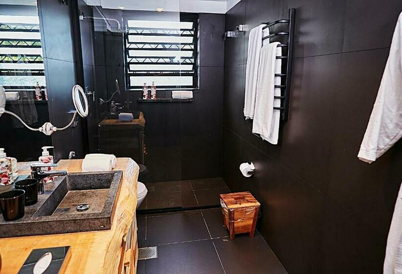 패밀리 스위트, Ort