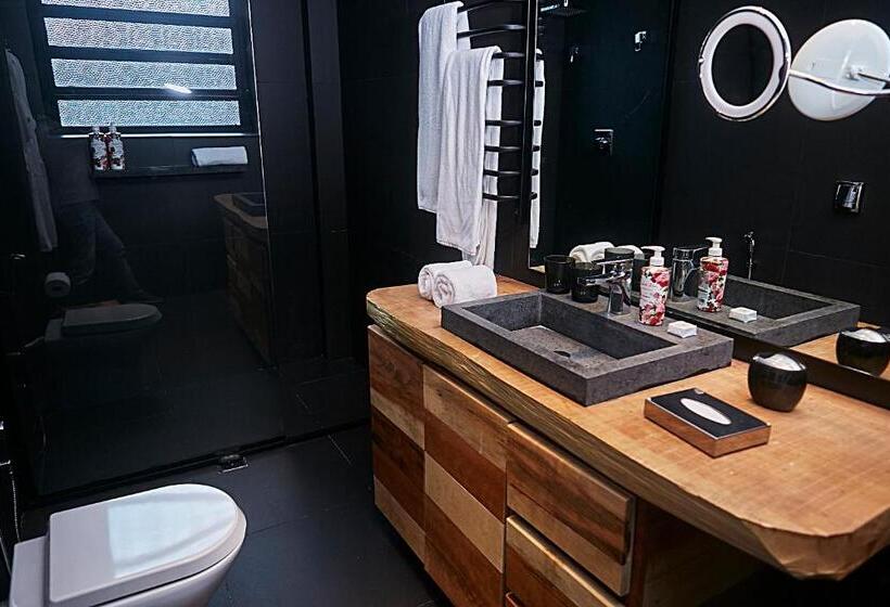 패밀리 스위트, Ort