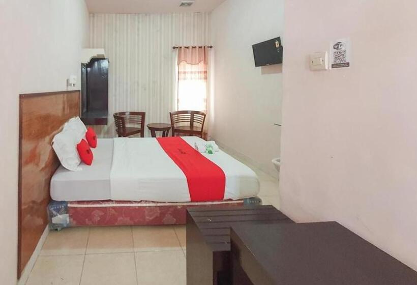 Deluxe Rum, Reddoorz At Pujon Malang