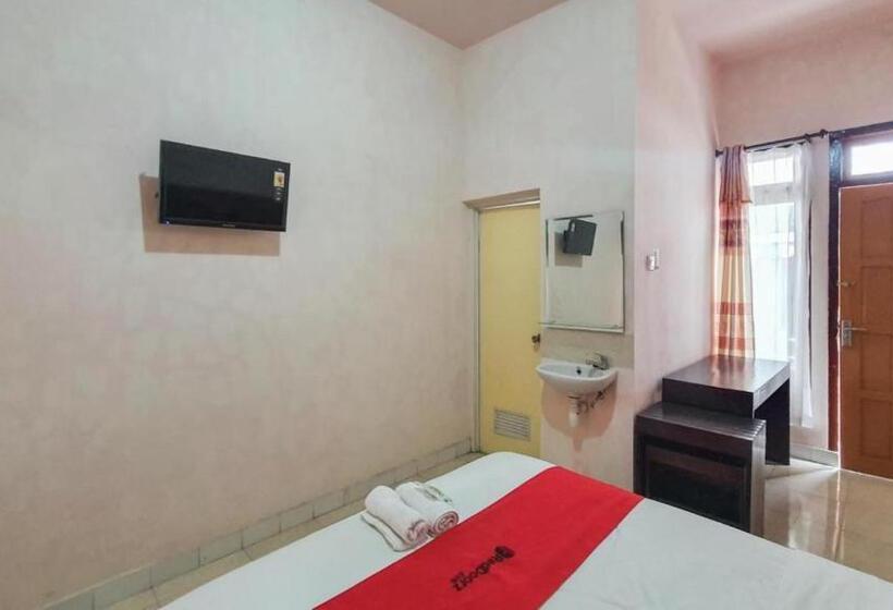 Standardrum, Reddoorz At Pujon Malang