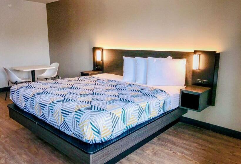 キングサイズベッドのスタンダードルーム, Studio 6 Dublin, Ga