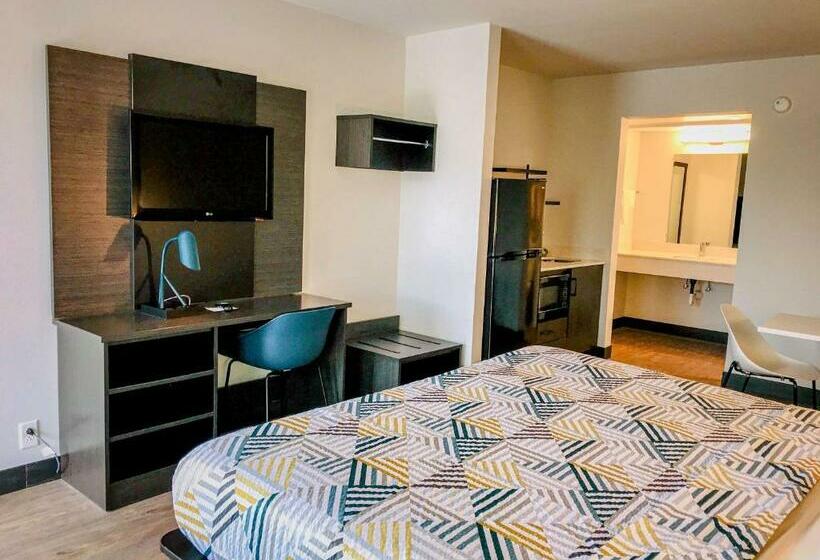 キングサイズベッドのスタンダードルーム, Studio 6 Dublin, Ga