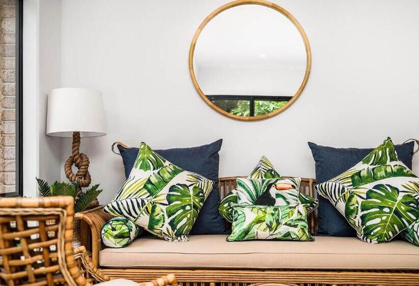 خانه 4 خوابه, A Perfect Stay   Julian Rocks House