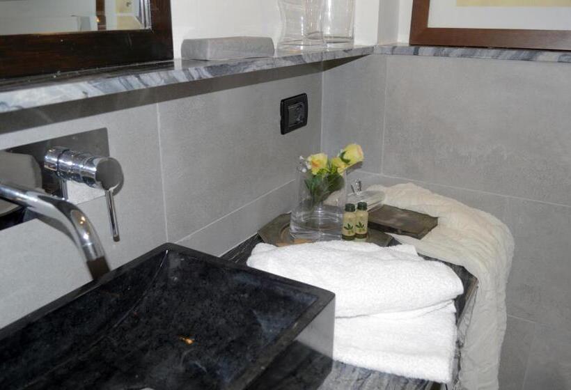 اتاق استاندارد, 900