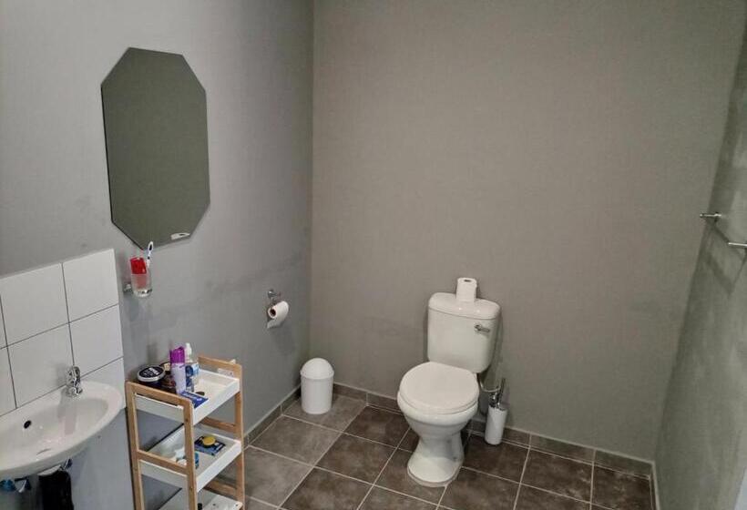 Четырехместный Номер Стандарт, Nqabanqaba