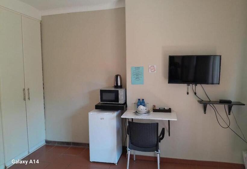 Номер Стандарт, Nqabanqaba