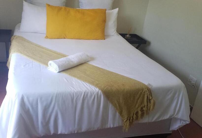 Студия Стандарт, Nqabanqaba