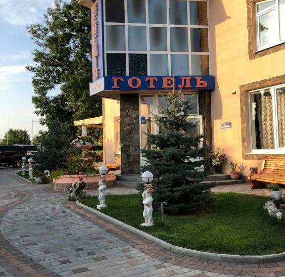 Standart Oda, Venezia