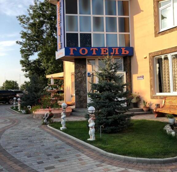 Üç Kişilik Rahat Oda, Venezia