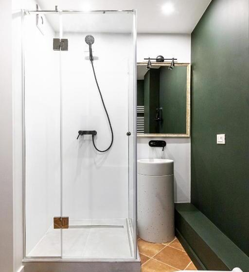 اتاق عادی, Oysters & Bubbles Gastro Hotel. Rynok Square