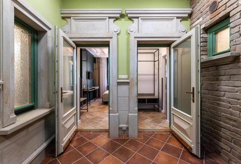 اتاق استاندارد, Oysters & Bubbles Gastro Hotel. Rynok Square