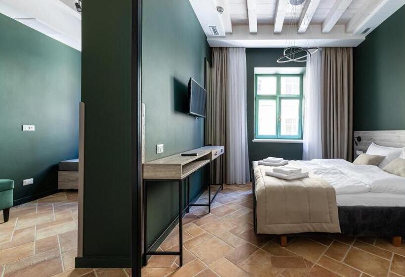 اتاق استاندارد, Oysters & Bubbles Gastro Hotel. Rynok Square