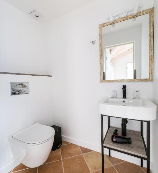 اتاق خانوادگی, Oysters & Bubbles Gastro Hotel. Rynok Square