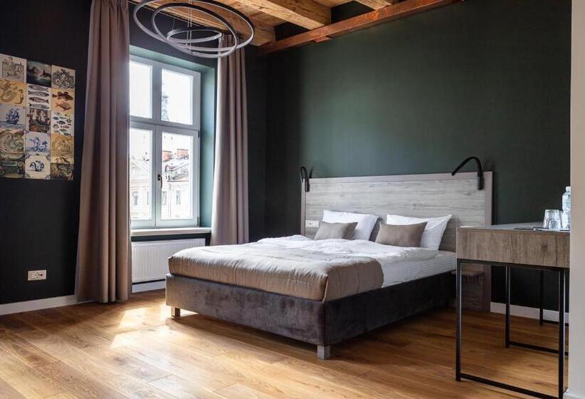 اتاق استاندارد با چشمانداز شهر, Oysters & Bubbles Gastro Hotel. Rynok Square