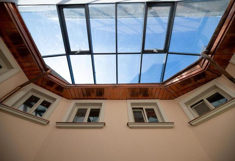 اتاق سوپریور, Oysters & Bubbles Gastro Hotel. Rynok Square