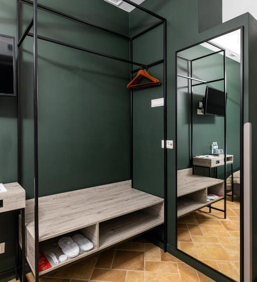 اتاق اکونومی, Oysters & Bubbles Gastro Hotel. Rynok Square