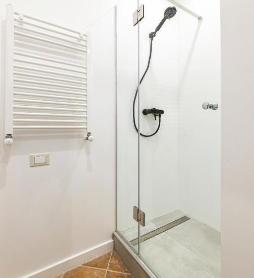 اتاق استاندارد, Oysters & Bubbles Gastro Hotel. Rynok Square