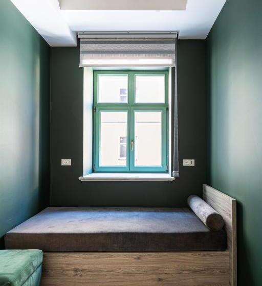 اتاق استاندارد, Oysters & Bubbles Gastro Hotel. Rynok Square