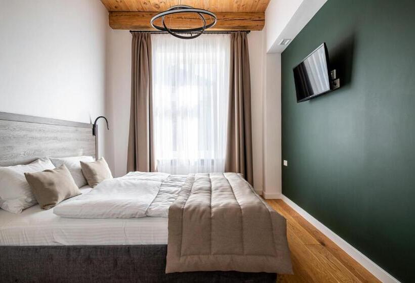 اتاق سوپریور, Oysters & Bubbles Gastro Hotel. Rynok Square