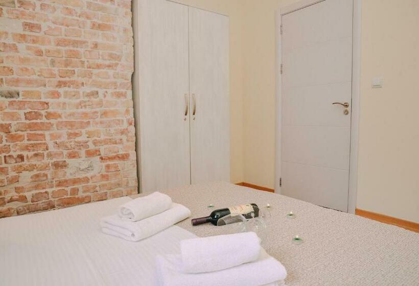 اتاق استاندارد با چشم‌انداز دریا, Step To Kotor Bay Guesthouse