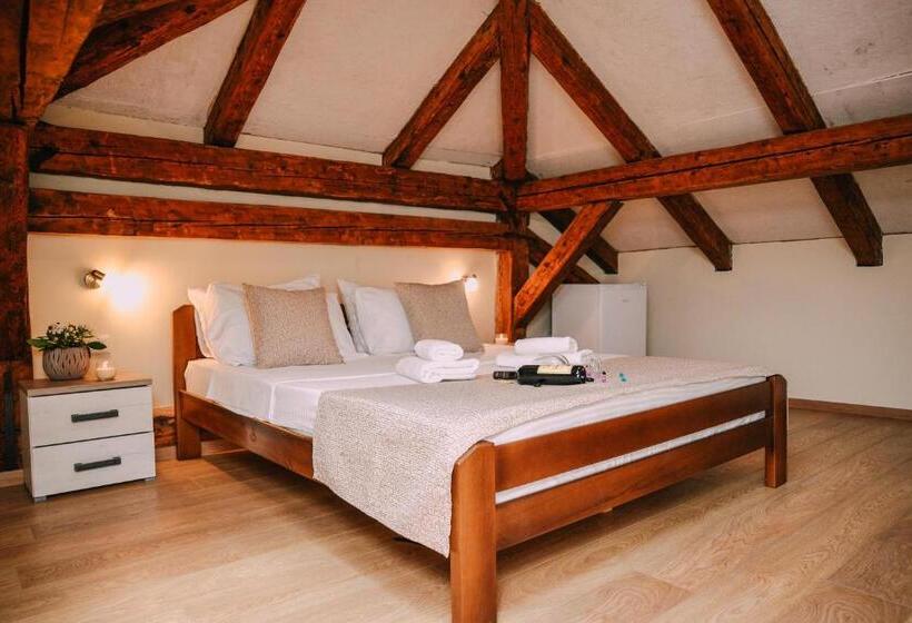 اتاق استاندارد, Step To Kotor Bay Guesthouse